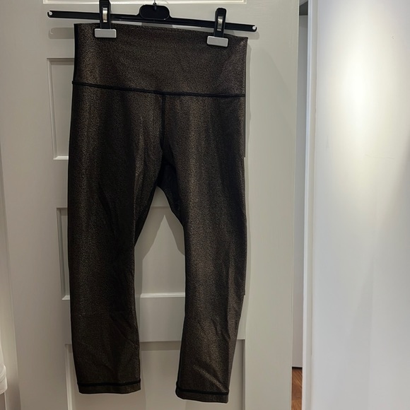 Lululemon Leggings Wunder Under High-Rise Tight Foil (size 6, 21”). - Picture 2 of 7